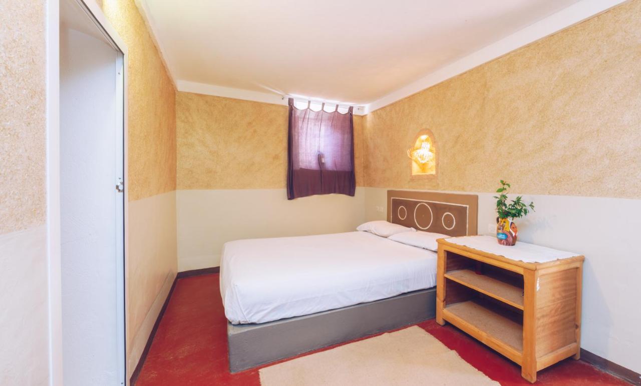 فندق Monkey Fingers House By Fatima Mellal تنغير المظهر الخارجي الصورة